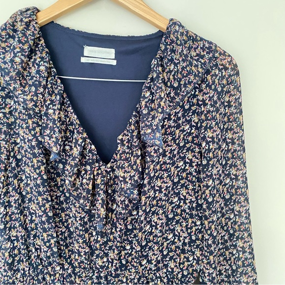 UO Blue Floral Tiered V-Neck Long Sleeve Mini Dress - Picture 4 of 11